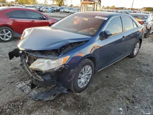 Toyota Camry L 2.5L 4 2014