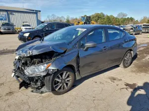 Nissan Versa SV 1.6L 4 2024