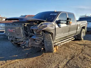 GMC Sierra K2500 DENALI 6.6L 8 2016