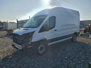 Ford Transit T-250 3.7L 6 2017