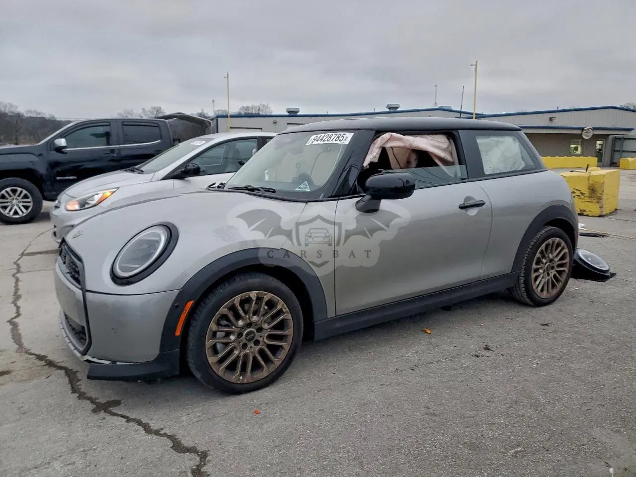 Mini Cooper BASE 2.0L 4 2025