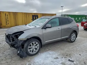 Nissan Rogue S 2.5L 4 2013
