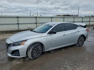 Nissan Altima SV 2.5L 4 2024