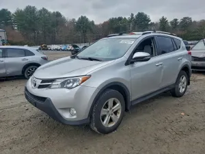 Toyota Rav4 XLE 2.5L 4 2013