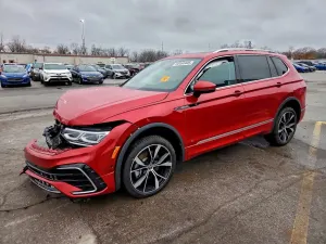 Volkswagen Tiguan SEL R-LINE BLACK 2.0L 4 2024