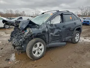 Toyota Rav4 LE 2.5L 4 2020
