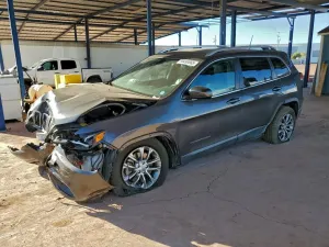Jeep Cherokee LATITUDE PLUS 2.4L 4 2019