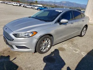Ford Fusion SE HYBRID 2.0L 4 2017