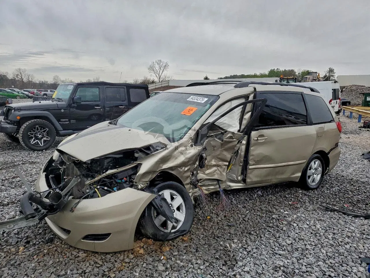 Toyota Sienna CE 3.5L 6 2008