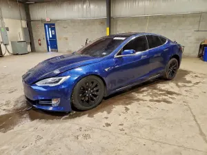 Tesla Model S 2016