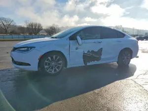 Chrysler 200 S 2.4L 4 2015