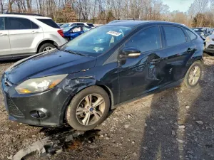 Ford Focus SE 2.0L 4 2014