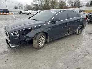 Hyundai Sonata SE 2.4L 4 2018