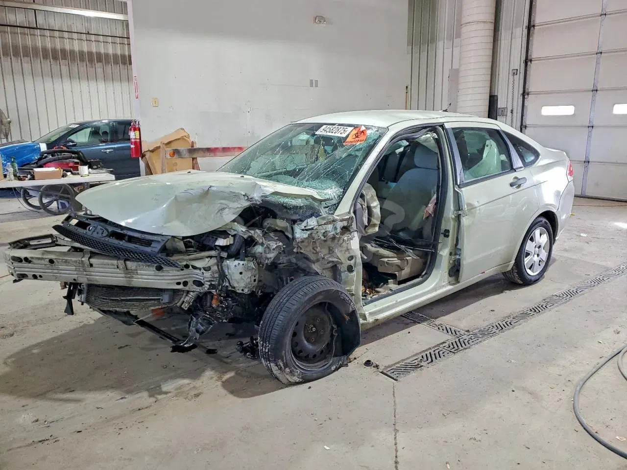 Ford Focus S 2.0L 4 2010