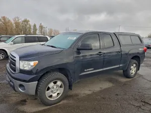Toyota Tundra DOUBLE CAB SR5 4.6L 8 2013