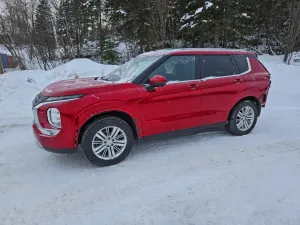 Mitsubishi Outlander SE 2.5L 4 2024