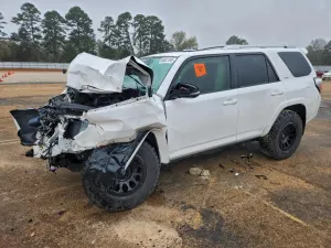 Toyota 4Runner SR5 4.0L 6 2014