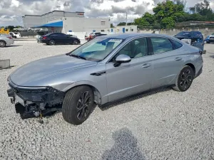 Hyundai Sonata SEL 2.5L 4 2025