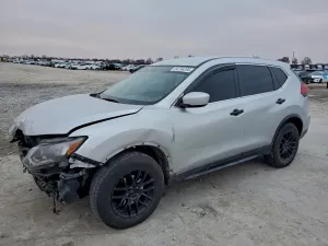 Nissan Rogue S 2.5L 4 2017