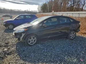 Ford Fiesta SE 1.6L 4 2015