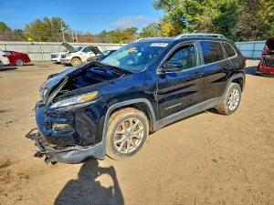 Jeep Cherokee LATITUDE PLUS 2.4L 4 2018
