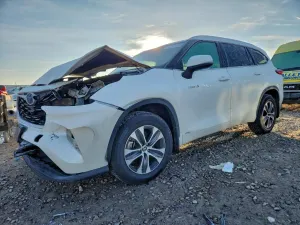 Toyota Highlander HYBRID XLE 2.5L 4 2020