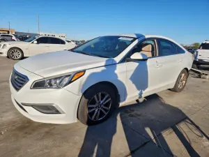 Hyundai Sonata SE 2.4L 4 2016