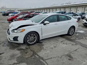 Ford Fusion SE 1.5L 4 2020
