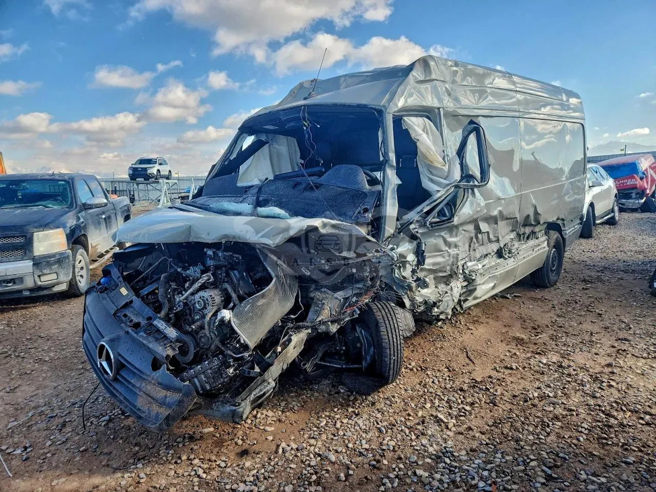 Mercedes-Benz Sprinter 2500 2.0L 4 2024