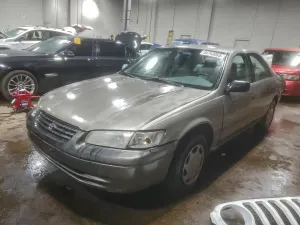 Toyota Camry CE 2.2L 4 1998