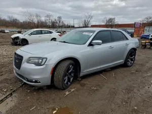 Chrysler 300 S 3.6L 6 2021