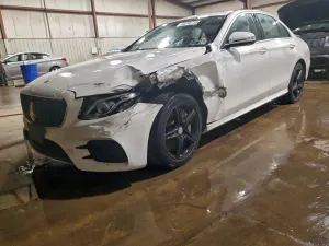 Mercedes-Benz E 300 4MATIC 2.0L 4 2017