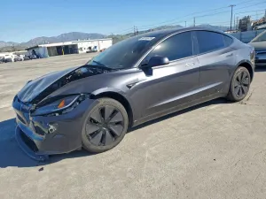 Tesla Model 3 2025
