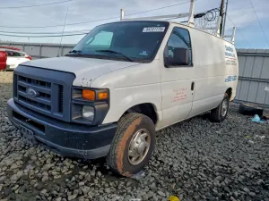 Ford Econoline E250 VAN 4.6L 8 2013