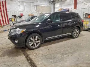 Nissan Pathfinder S 3.5L 6 2014