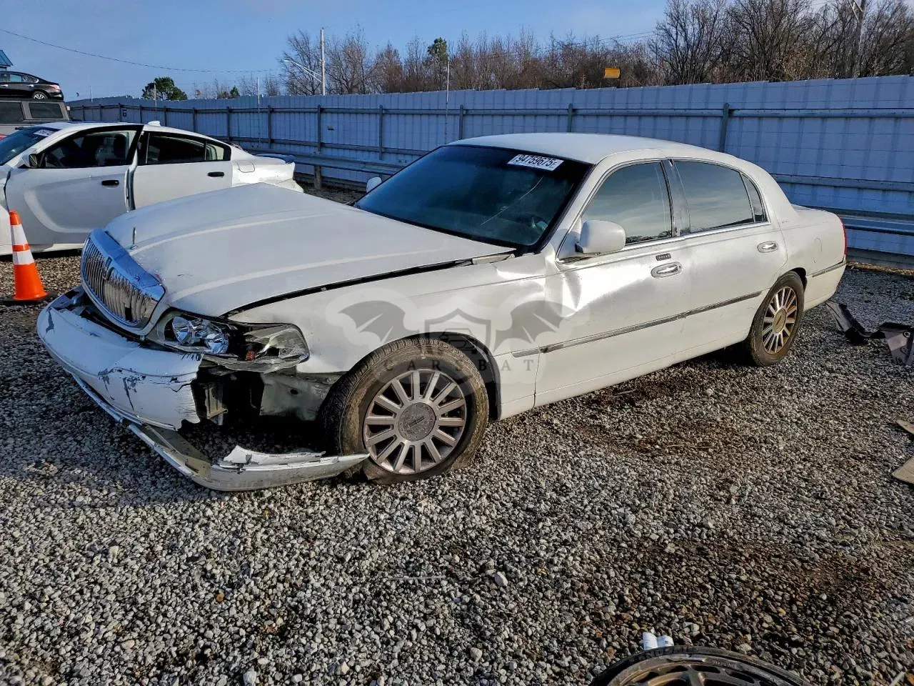 Lincoln Town Car EXECUTIVE 4.6L 8 2004