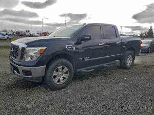 Nissan Titan S 5.6L 8 2017