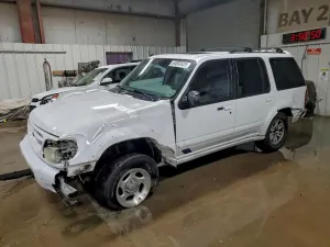 Ford Explorer XLT 4.0L 6 2001