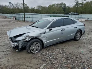 Hyundai Sonata SE 2.5L 4 2026