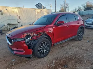 Mazda CX-5 GRAND TOURING 2.5L 4 2017