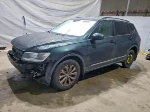 Volkswagen Tiguan SE 2.0L 4 2018