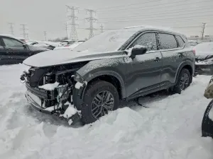 Nissan Rogue S 2.5L 4 2021