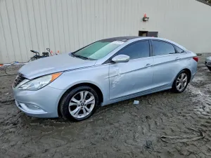 Hyundai Sonata SE 2.4L 4 2012