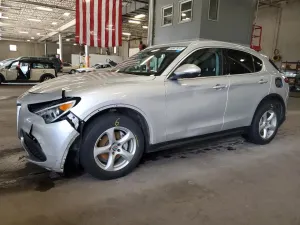 Alfa Romeo Stelvio 2.0L 4 2018