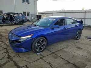 Hyundai Elantra SEL 2.0L 4 2023