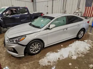 Hyundai Sonata SE 2.4L 4 2019