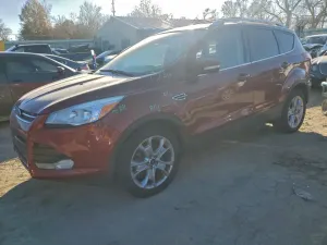 Ford Escape TITANIUM 2.0L 4 2014