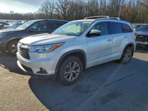 Toyota Highlander XLE 3.5L 6 2014