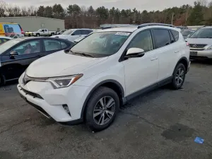 Toyota Rav4 XLE 2.5L 4 2017