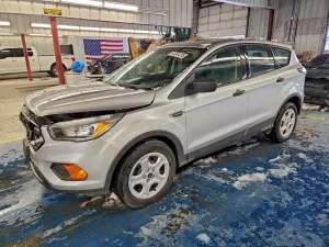Ford Escape S 2.5L 4 2017